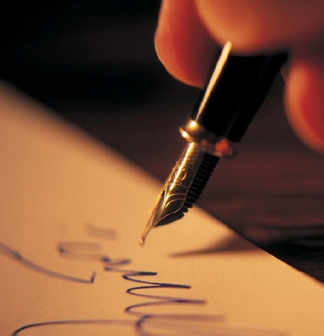 CRONICĂ DE CENACLU: Poezie din colţul inimii