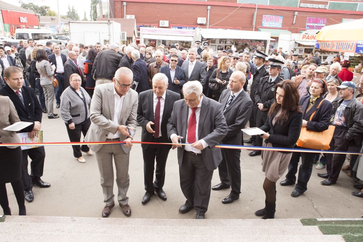 Mii de gălăţeni sunt aşteptaţi la Târgul de Toamnă/ Ce PRODUSE veţi găsi şi la ce PREŢ (GALERIE FOTO)