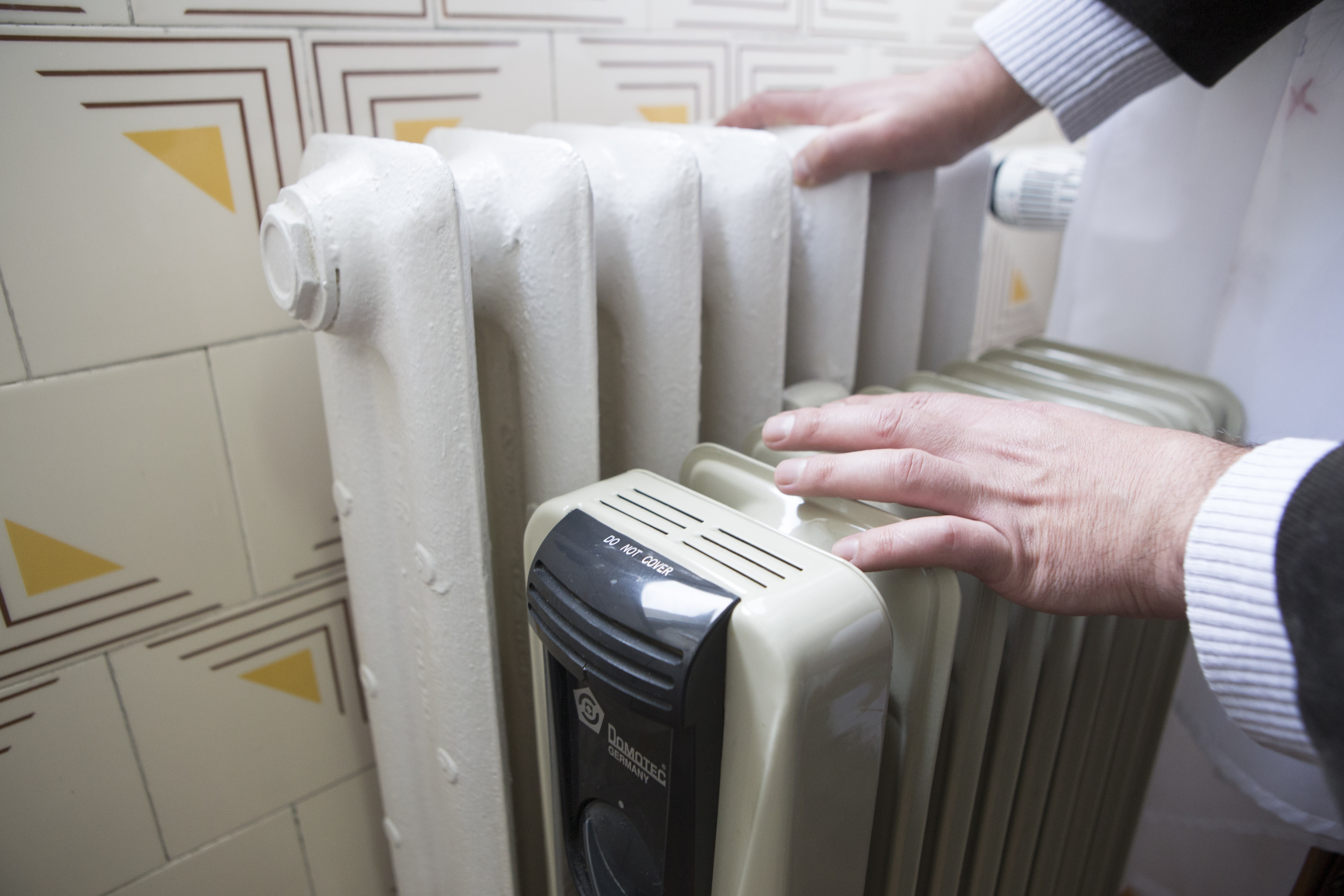 Bun-platnicii din asociaţiile datoare rămân în frig, în ciuda avertizării meteo