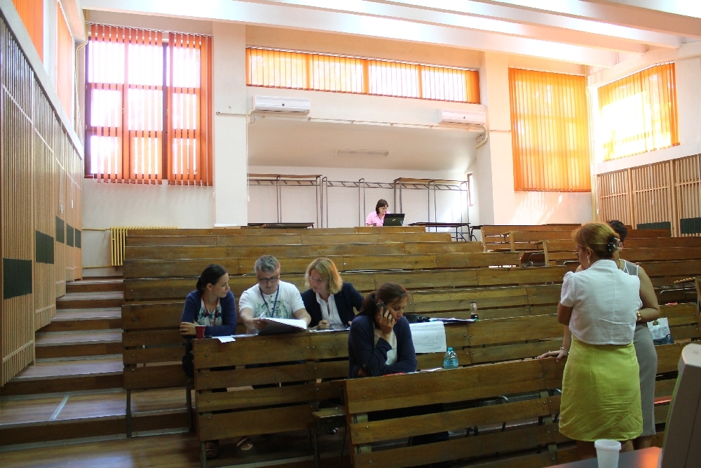 LOCURI LIBERE şi după a treia sesiune de ADMITERE, la Universitatea "Dunărea de Jos"