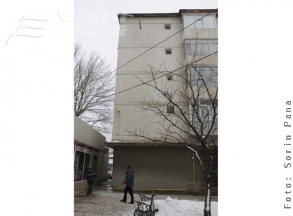 Păzea, cade burlanul! 