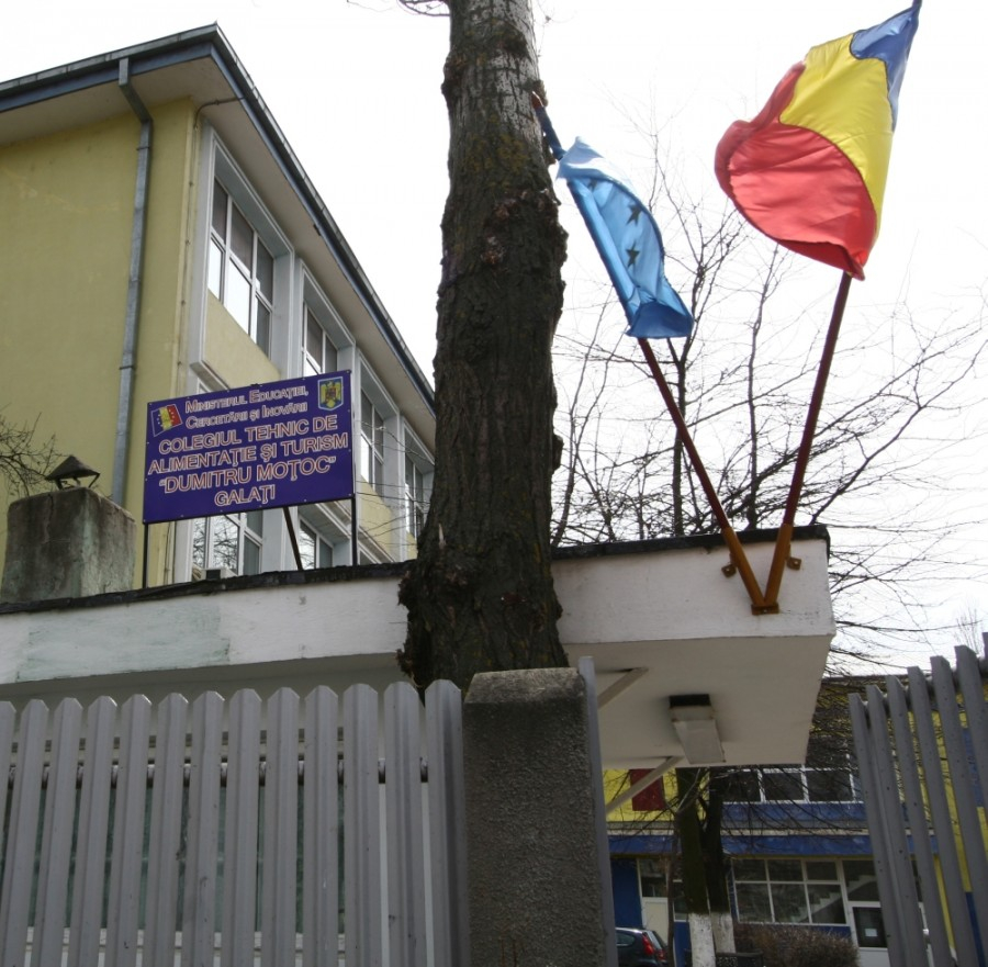 Program modificat în 28 de unități de învățământ. Decizii ale CJSU Galați