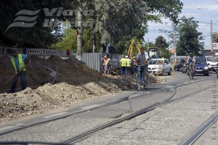 Coşbucul se redeschide la noapte