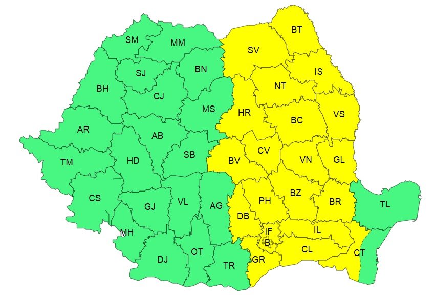Cod galben de furtuni şi ploi torenţiale, până luni seara