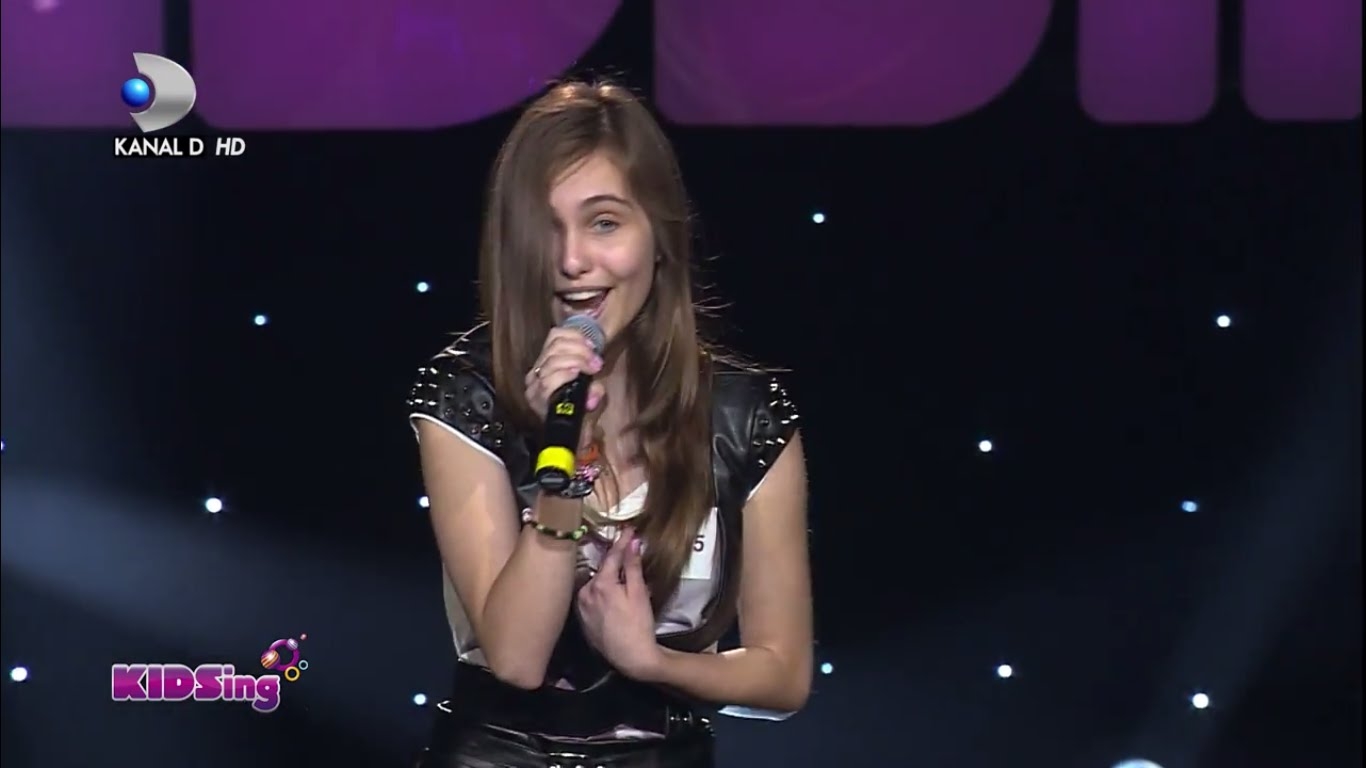 O gălăţeancă va merge în Galele KIDSing/ Gabriela Munteanu, „foită” vocal de Gabi Cotabiţă (VIDEO)