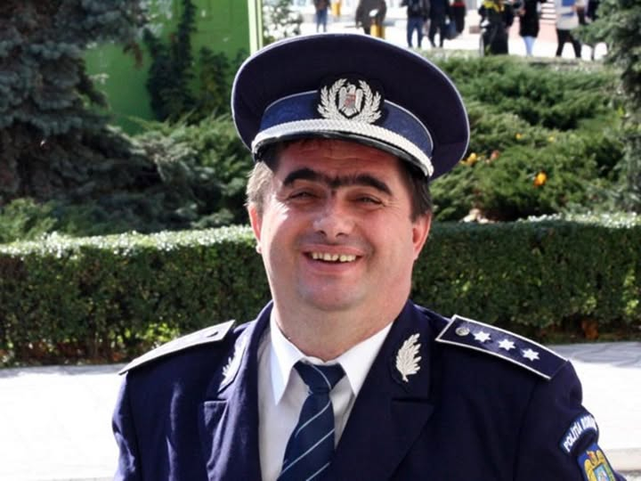 Mai am un singur Salvador