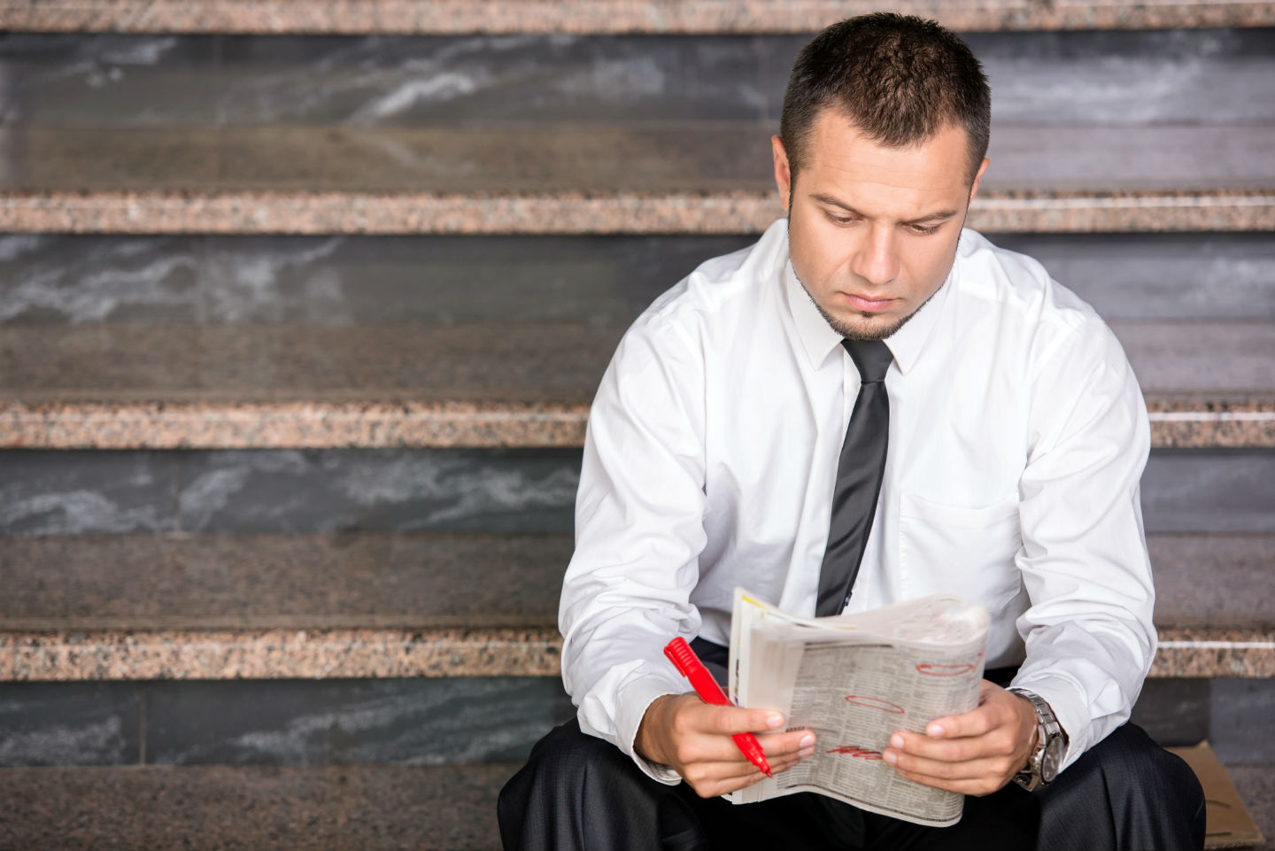 Rata șomajului - ușoară scădere lunară, creștere anuală