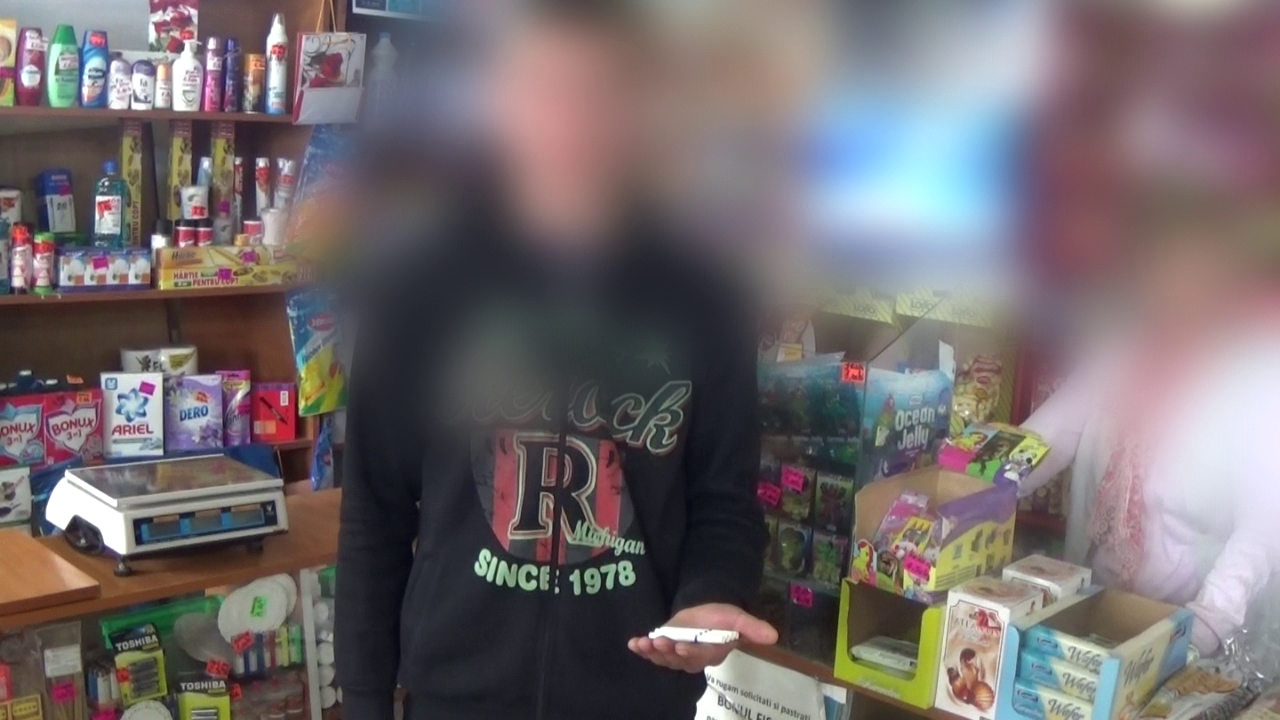 ATENŢIE! Controale pe legea fumatului. Viciul şi comerţul cu ţigări pot aduce amenzi usturătoare