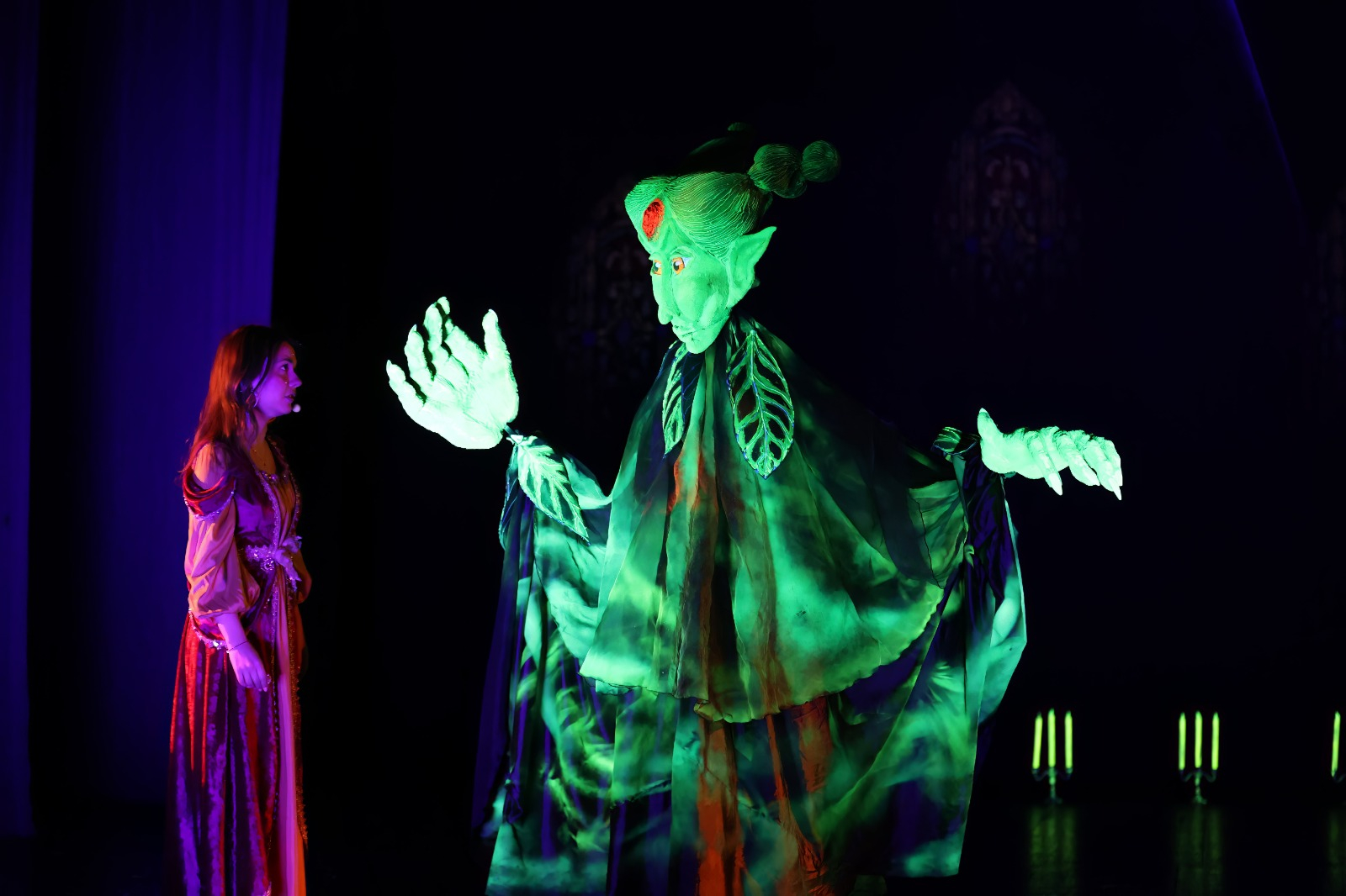 „Frumoasa și Bestia”, în prima duminică din aprilie