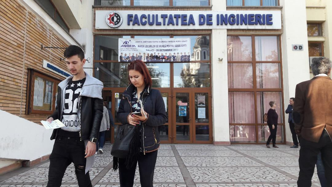 Bursa locurilor de muncă, pe 12 aprilie