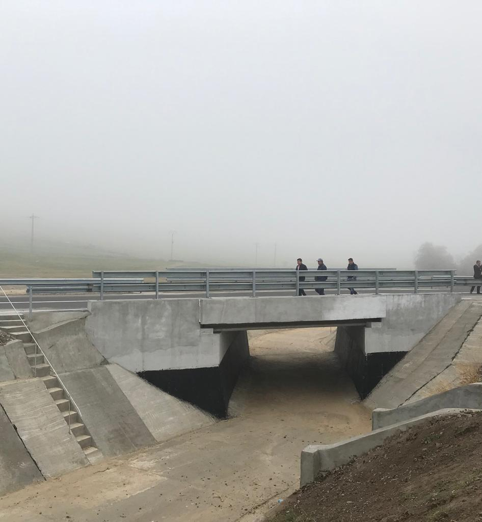Rupt de viitură, podul de la Valea Mărului a fost refăcut