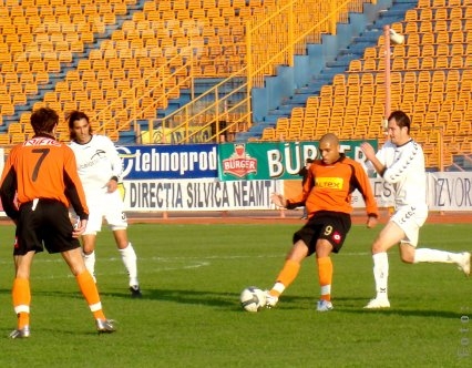 Echipa lui Dorinel a bătut Ceahlăul cu 2-0