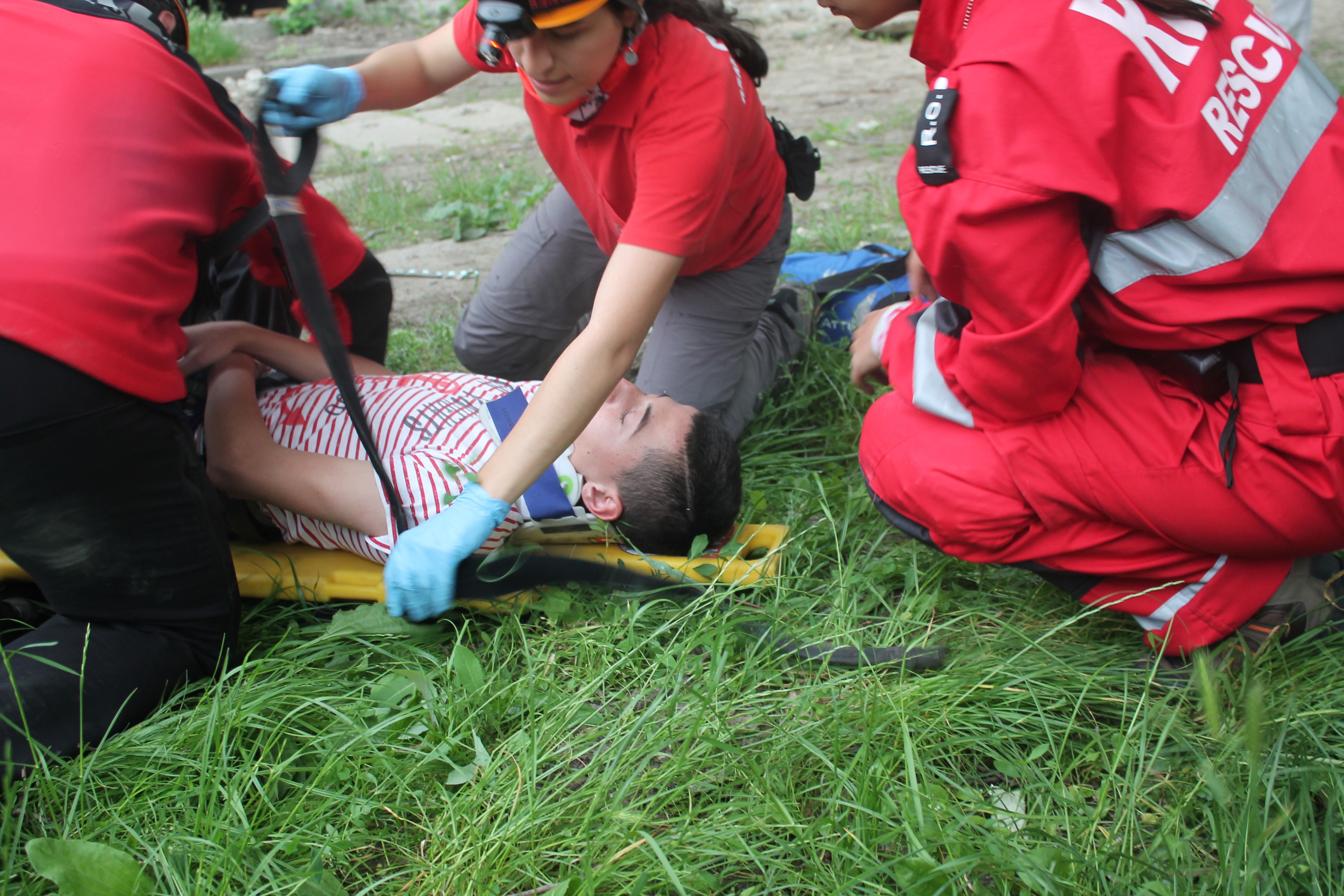 La Tecuci: EXERCIŢIU de pregătire în caz de CUTREMUR 