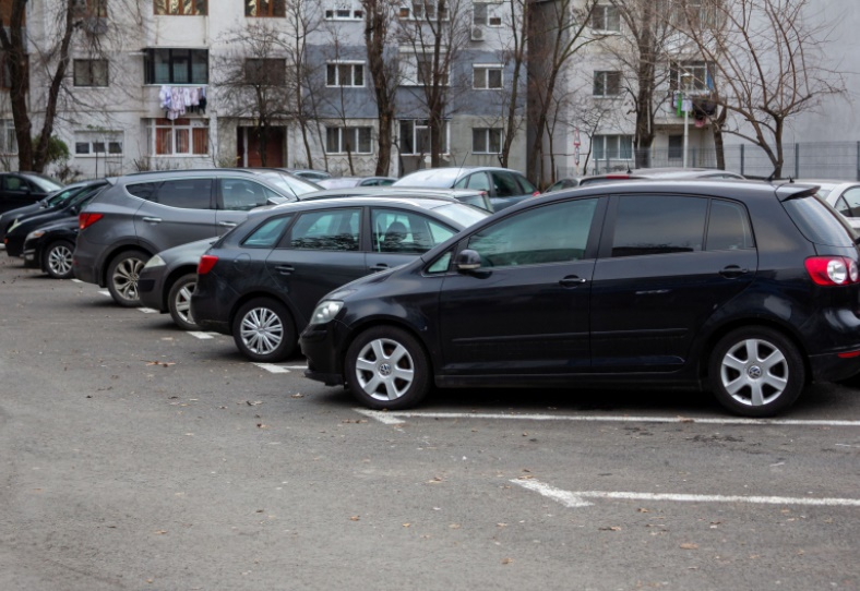 1.000 de noi locuri de parcare în Micro 20