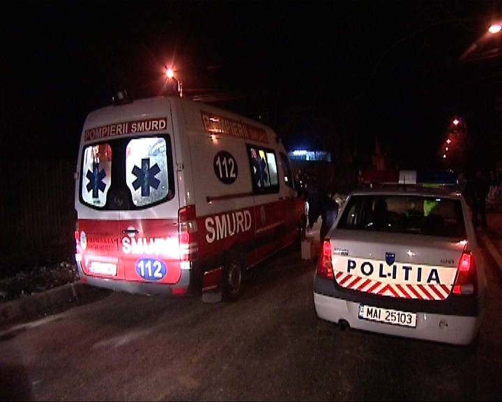 Incident grav într-un bar din Galaţi. Un client a fost tăiat cu cuţitul