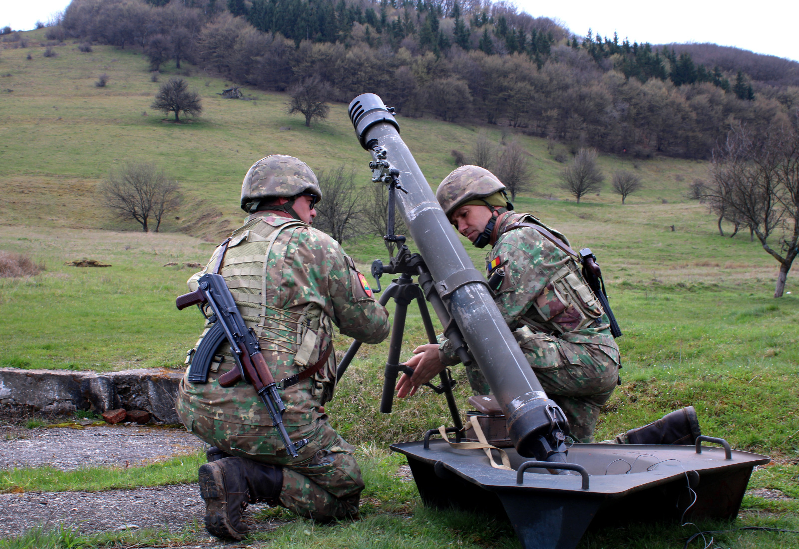 Ministerul Apărării are nevoie de 4.000 de soldaţi