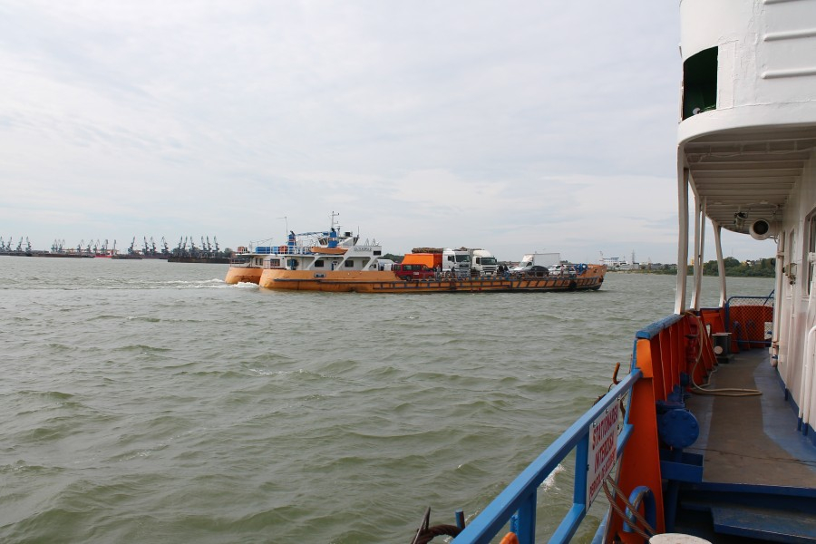 Debitul Dunării revine pe scădere