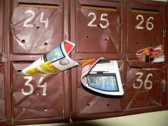 PLIANTELE PUBLICITARE, un stres cotidian, în Galaţi