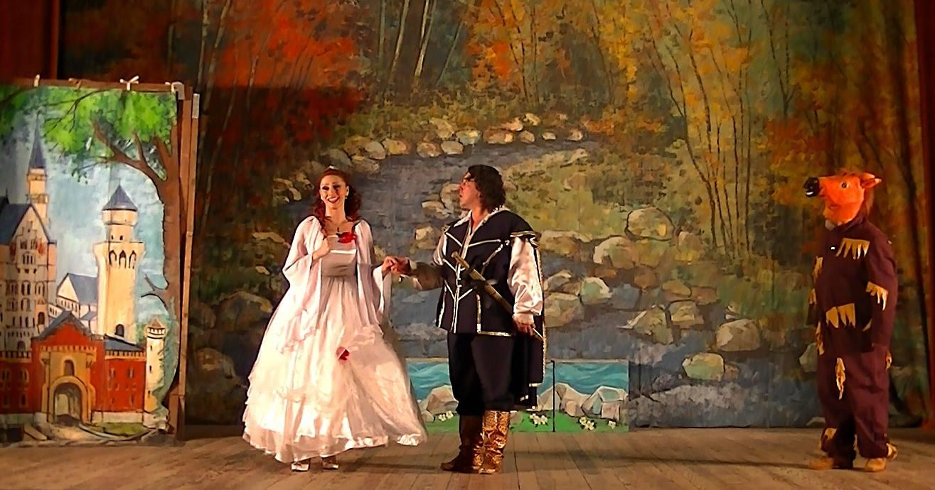 Lectură şi teatru pentru copii, în locul tabletelor