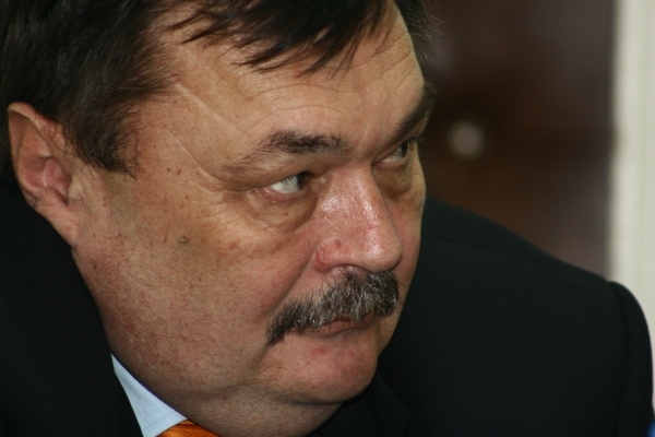 PNL reclamă: Impozitarea tuturor pensiilor, lovitura finală