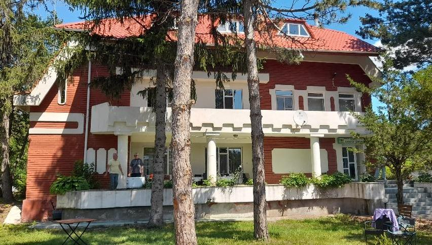 Călător în țara mea. Cabana de vânătoare de la Adam