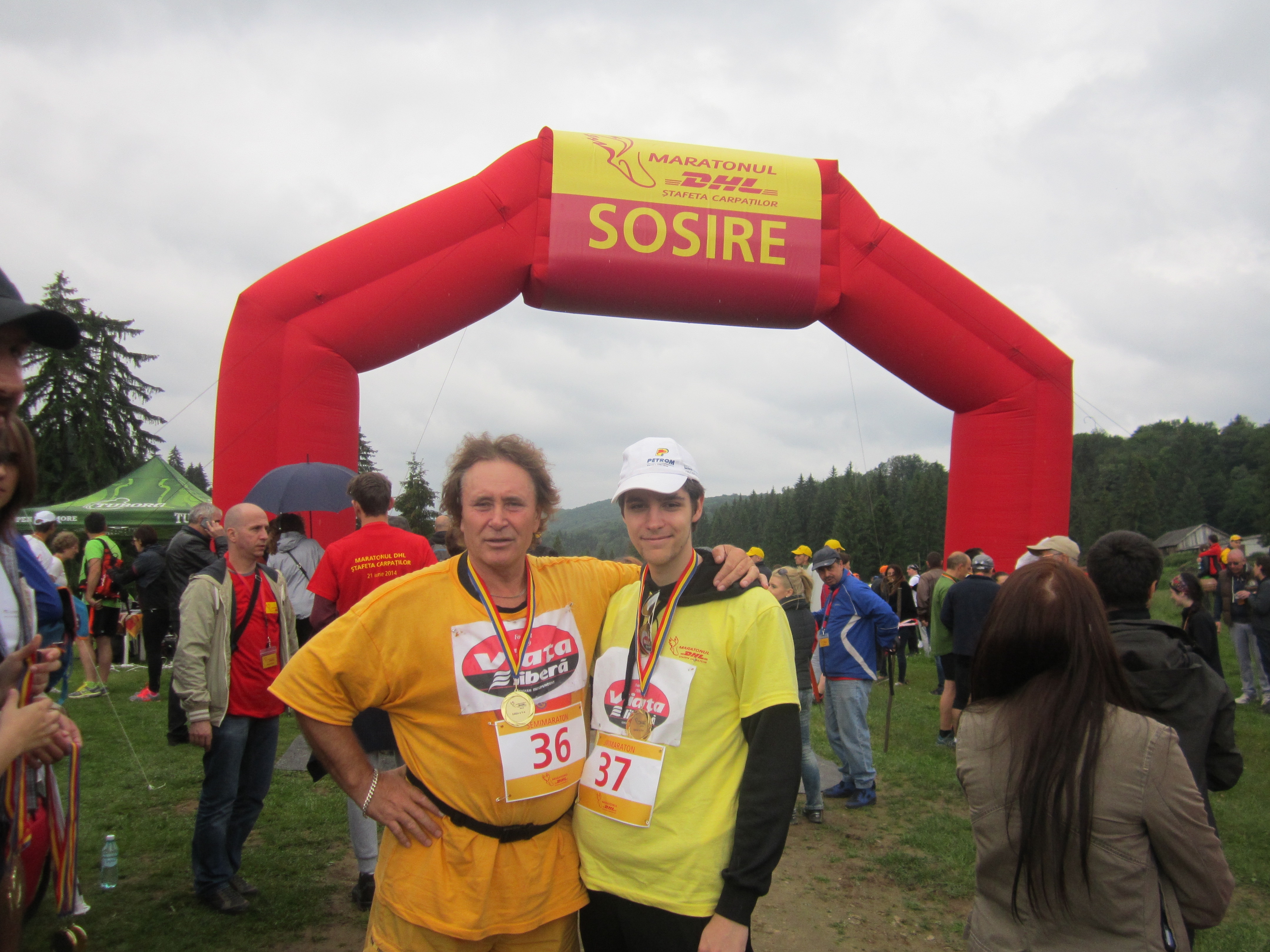 Cu „Viaţa liberă” la semimaraton pe munte