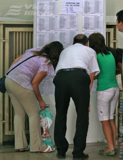 Facultatea de Inginerie Brăila cedează 100 de locuri fără taxă facultăţilor din Galaţi