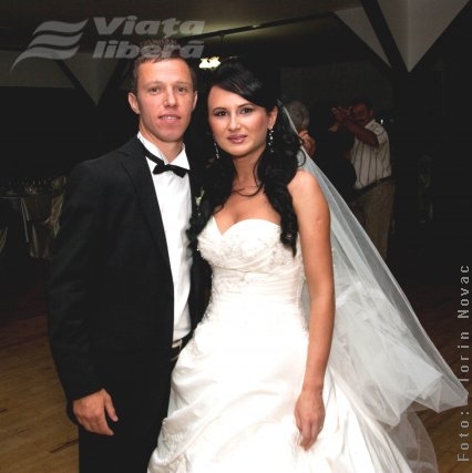 Iulian Apostol, mirele-campion 