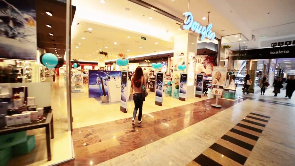 Încă 70.000 metri pătraţi de mall