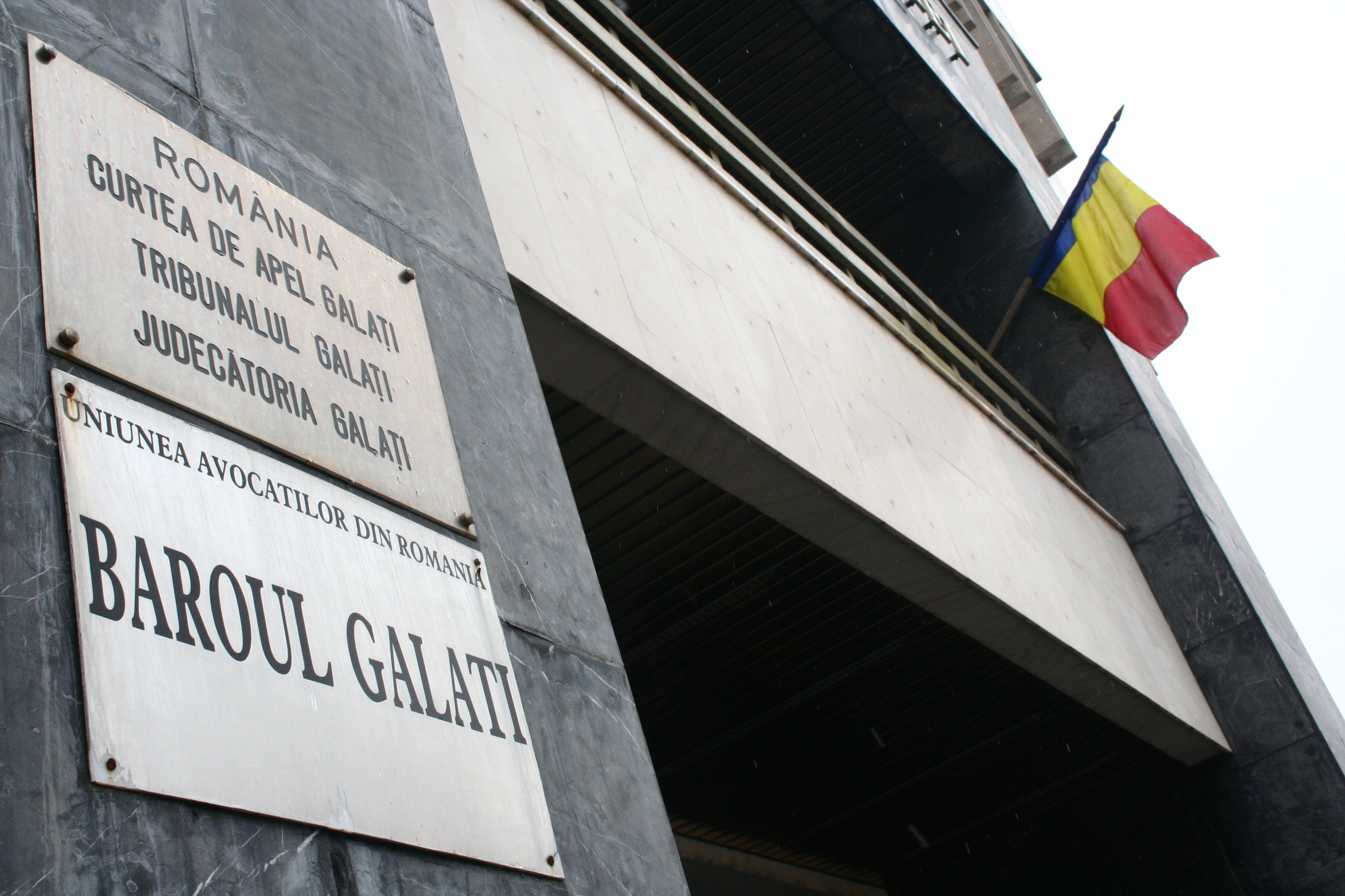 În urma contestaţiilor, încă două persoane au fost admise în Barou