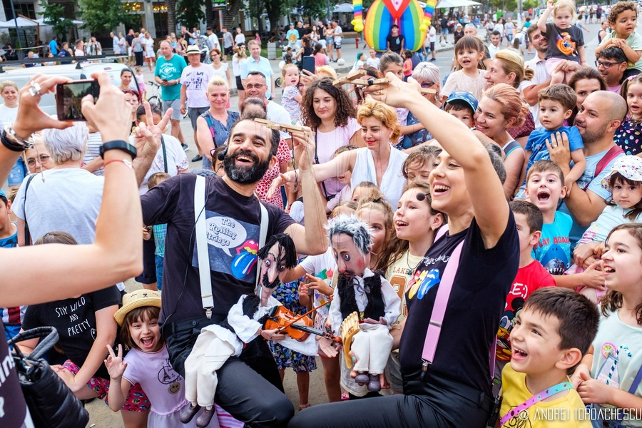 Spectacol la Foișorul de pe Faleză