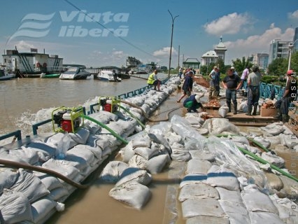 Galaţiul nu a primit bani pentru digul de la Dunăre 