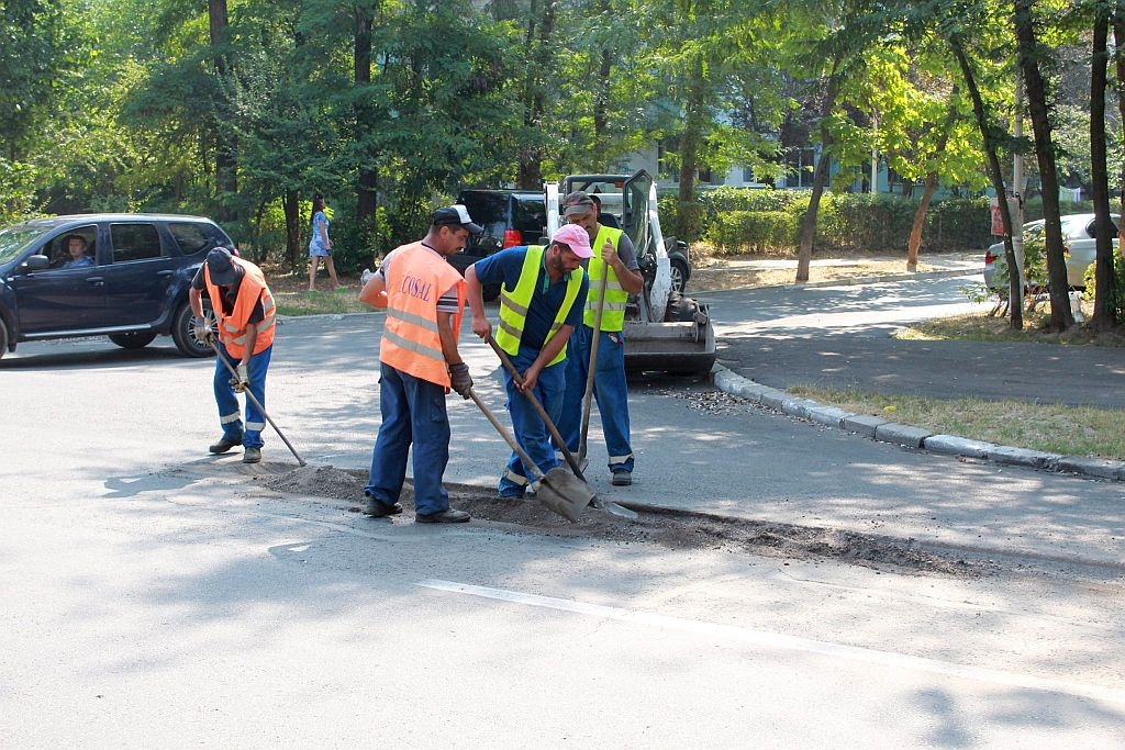 ATENȚIE, ȘOFERI! Lucrări în mai multe zone ale Galațiului. Ce STRĂZI trebuie să OCOLIȚI săptămâna aceasta