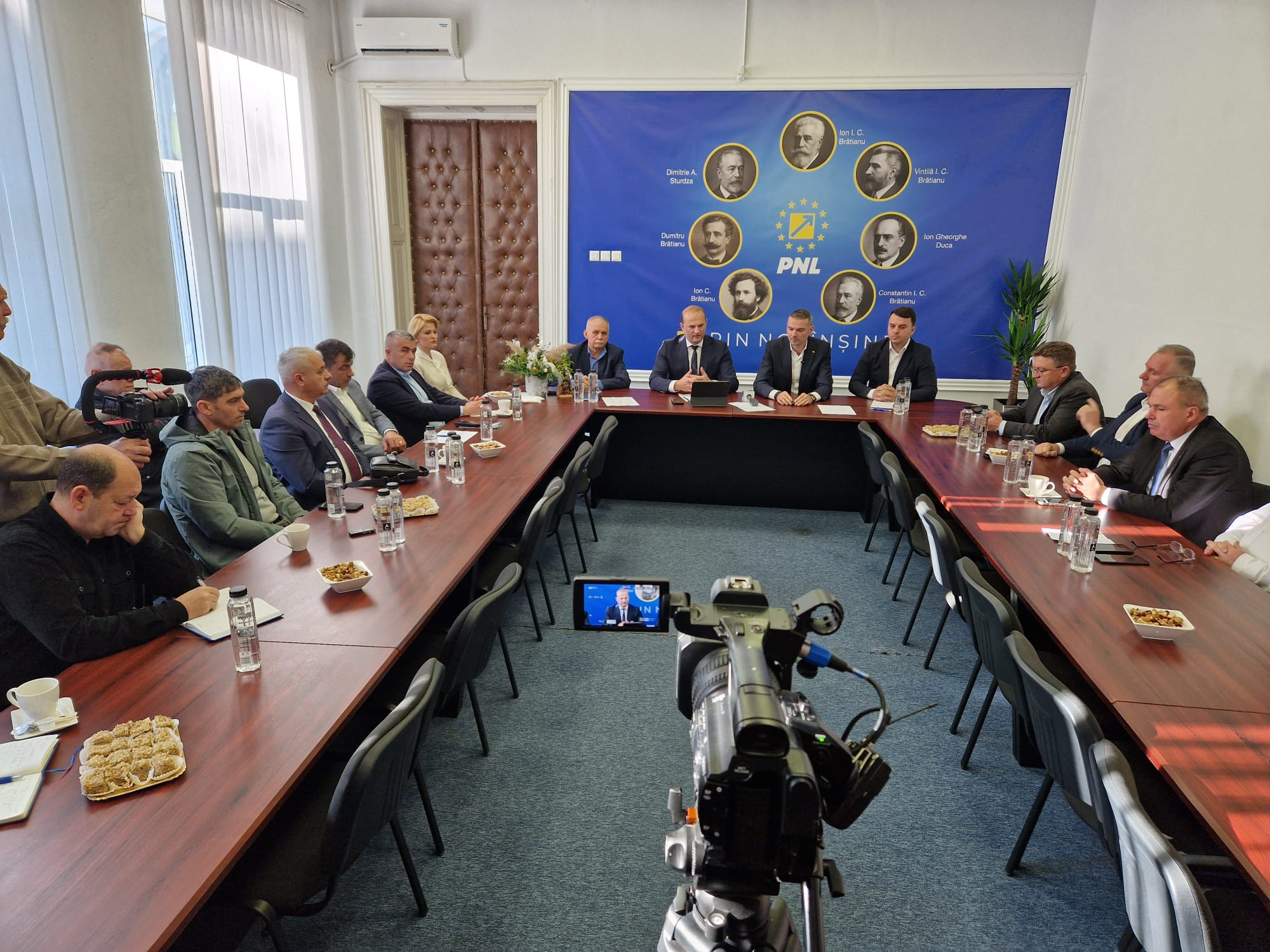 PNL Galaţi promite mai multă transparenţă şi dialog. Realizările şi problemele primarilor din judeţ, în 2025