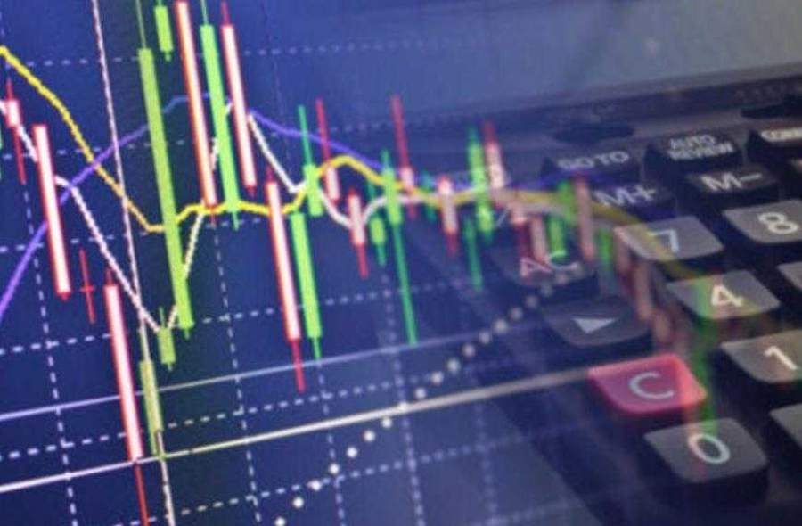 Dobânzile cresc și țin euro sub 4,95 lei