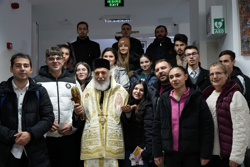 Binecuvântare arhierească în căminele studențești din Galați