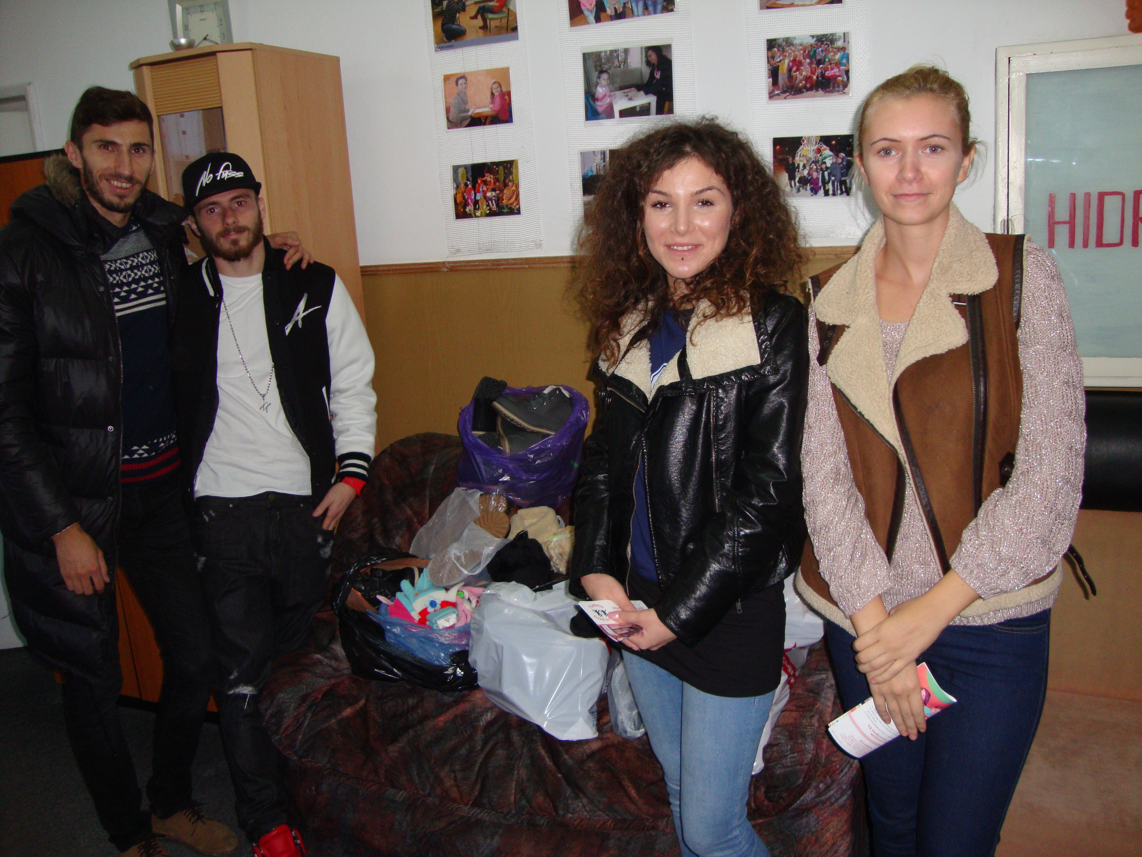 Donează nişte ghetuţe pentru copii! Campanie umanitară la Fundaţia "Inimă de Copil" Galaţi