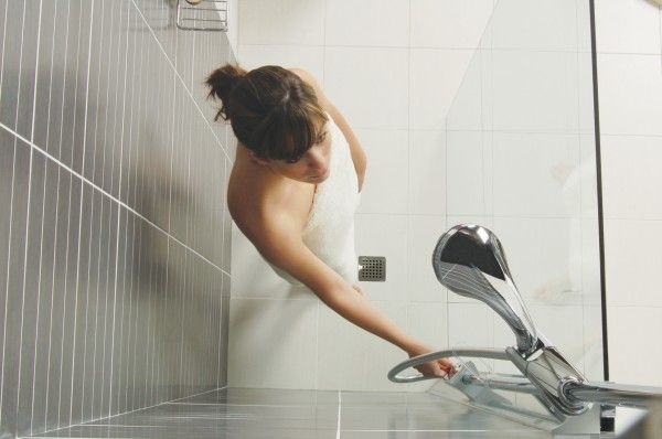 Avarie CET/ Zeci de scări de bloc nu mai primesc apă caldă și căldură