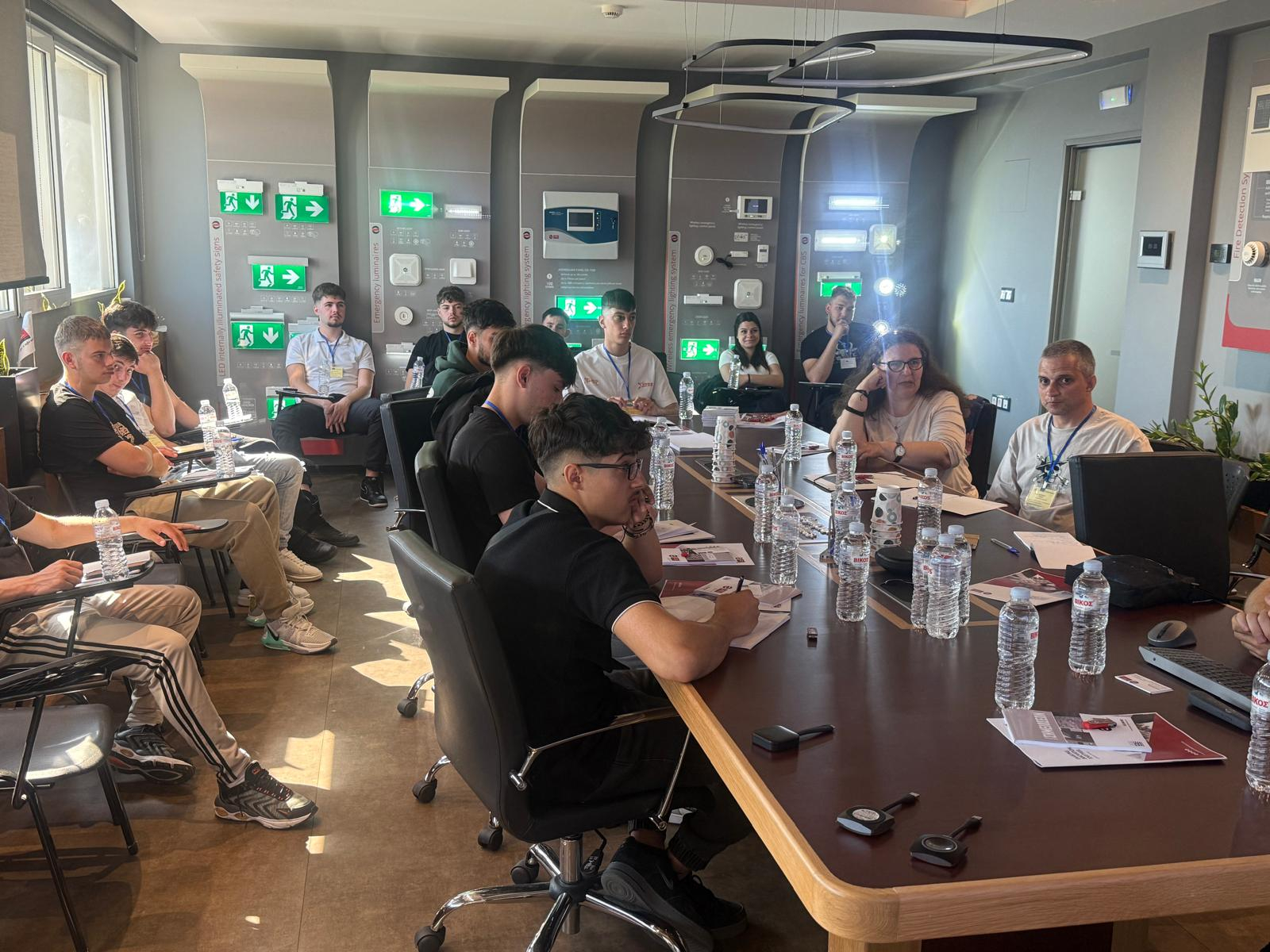 Elevii de la Liceul „Aurel Vlaicu”, în vizită în Grecia