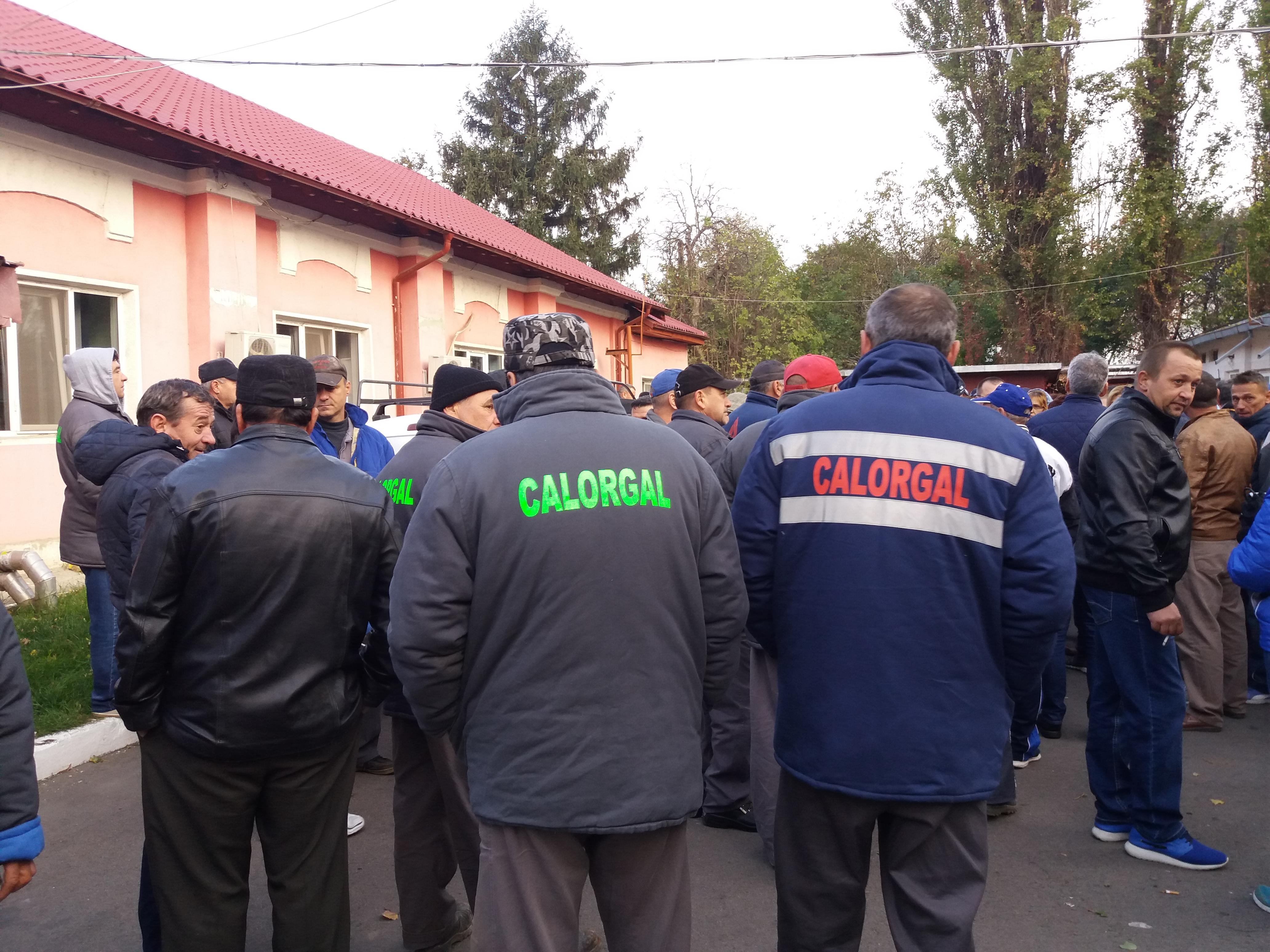 Angajaţii CALORGAL ar putea iesi din nou în stradă